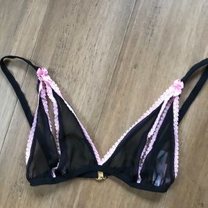 Victoria’s Secret split bralette
